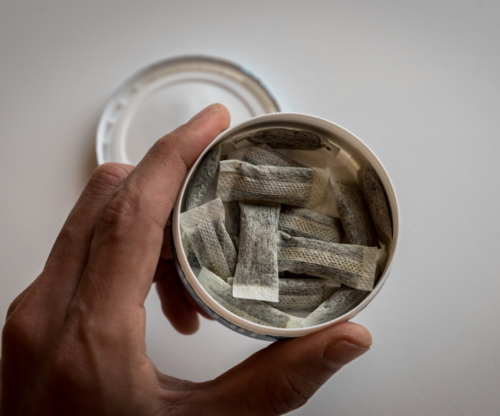 Verleidelijke nicotinezakjes 